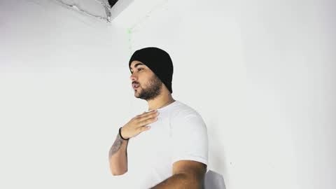 Snapshot of tommy_sccott chatting on 10-10-25, 11:15 tommy_sccott online show from 10-10-25, 11:15