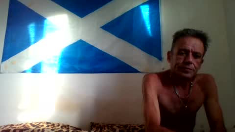 tommyandtomara online show from 06-25-26, 07:51