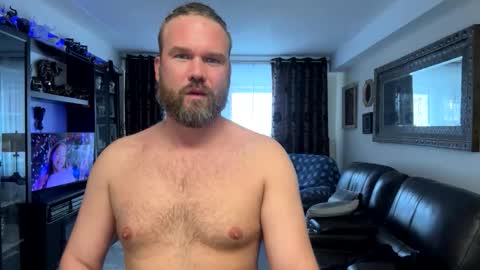 Snapshot of tommybangz chatting on 02-11-26, 03:17 Tommybangzz online show from 02-11-26, 03:17