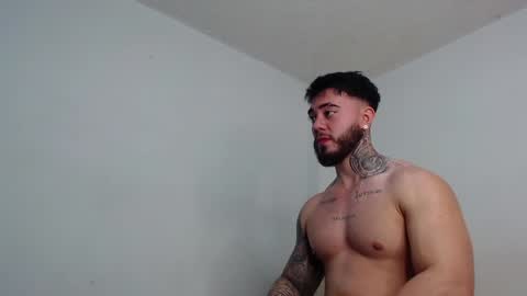 Snapshot of tommyblessd1 chatting on 12-05-24, 08:33 Steven online show from 12-05-24, 08:33