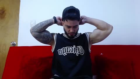 Snapshot of tommyblessd1 chatting on 01-14-25, 02:50 Steven online show from 01-14-25, 02:50