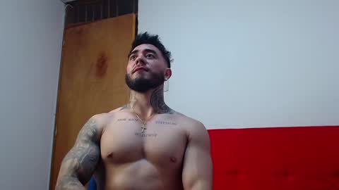 Snapshot of tommyblessd1 chatting on 01-15-25, 08:05 Steven online show from 01-15-25, 08:05