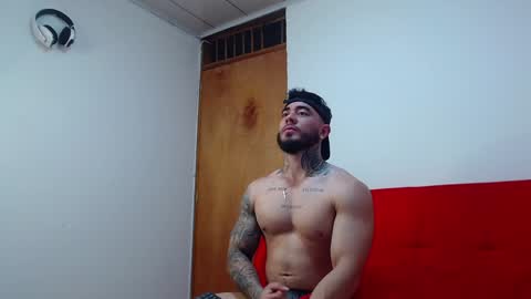 Snapshot of tommyblessd1 chatting on 01-18-25, 09:24 Steven online show from 01-18-25, 09:24