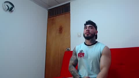 Snapshot of tommyblessd1 chatting on 01-21-25, 06:23 Steven online show from 01-21-25, 06:23