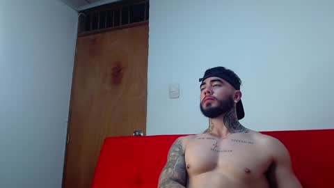 Snapshot of tommyblessd1 chatting on 01-30-25, 09:47 Steven online show from 01-30-25, 09:47