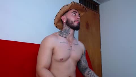 Snapshot of tommyblessd1 chatting on 09-16-25, 06:03 Steven online show from 09-16-25, 06:03