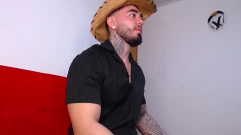 Snapshot of tommyblessd1 chatting on 10-20-25, 05:35 Steven online show from 10-20-25, 05:35