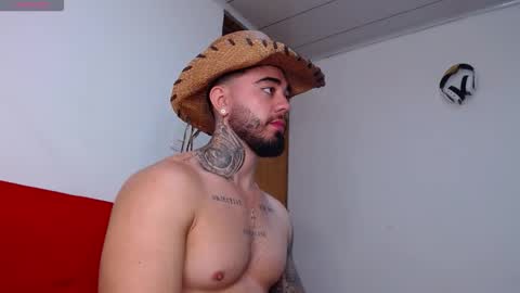 Snapshot of tommyblessd1 chatting on 10-21-25, 03:24 Steven online show from 10-21-25, 03:24