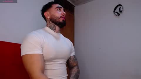 Snapshot of tommyblessd1 chatting on 11-05-25, 06:57 Steven online show from 11-05-25, 06:57