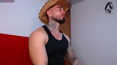 Snapshot of tommyblessd1 chatting on 11-11-25, 07:03 Steven online show from 11-11-25, 07:03