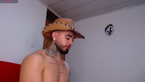 Snapshot of tommyblessd1 chatting on 11-12-25, 07:20 Steven online show from 11-12-25, 07:20