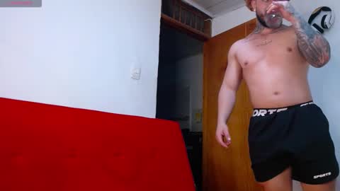 Snapshot of tommyblessd1 chatting on 11-27-25, 06:59 Steven online show from 11-27-25, 06:59