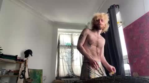 Snapshot of tommyg6420 chatting on 09-08-25, 02:49 First Show ever 3 online show from 09-08-25, 02:49