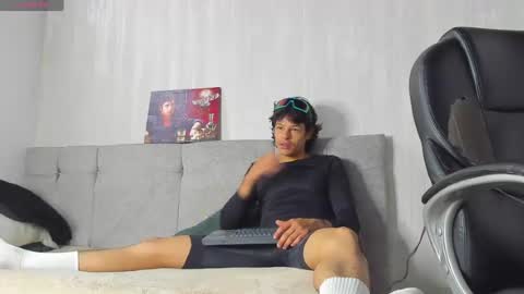tommyhot7 online show from 06-21-26, 07:16