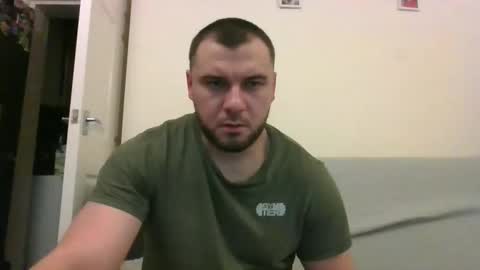 tommyy19901 online show from 12-12-24, 07:26