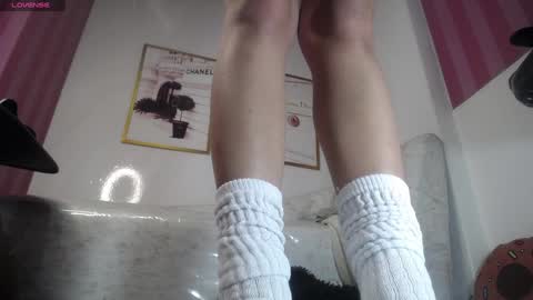 Snapshot of tomoe_b chatting on 01-30-25, 12:07 leyla online show from 01-30-25, 12:07