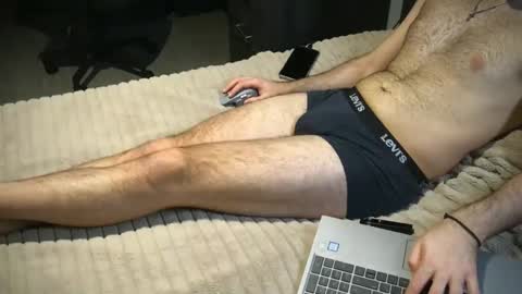 Tom online show from 01-01-25, 11:07