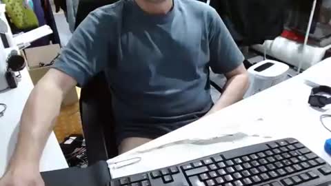 Tom online show from 02-17-26, 05:52