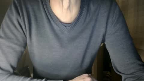 Snapshot of tomtotal chatting on 12-13-24, 04:05 Tom online show from 12-13-24, 04:05