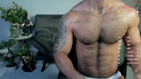 Snapshot of tomy_scott6 chatting on 10-17-25, 10:40 tomy_scott6 online show from 10-17-25, 10:40