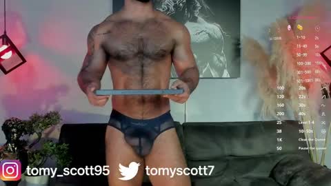 tomy_scott6 online show from 04-11-26, 09:52