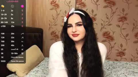 Bella  online show from 02-19-26, 04:25