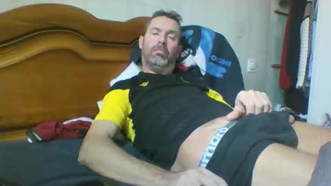 Snapshot of tonio1972 chatting on 10-11-25, 10:36 tonio1972 online show from 10-11-25, 10:36