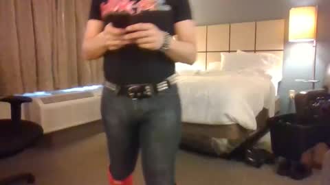 Toni Storm online show from 04-15-26, 06:04