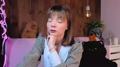 Snapshot of tonitatooker chatting on 06-18-26, 08:24 Melissa online show from 06-18-26, 08:24