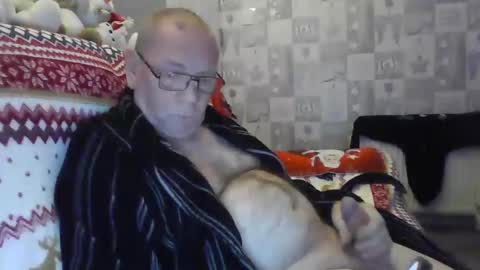 tony14712 online show from 12-07-24, 11:34