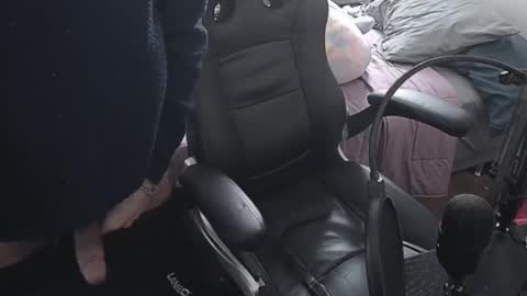 Tony online show from 03-11-25, 03:34