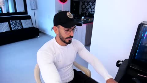 tony muscle1 online show from 01-17-25, 10:23