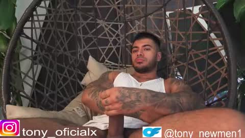 Snapshot of tony_newmen chatting on 02-13-26, 11:28 tony online show from 02-13-26, 11:28