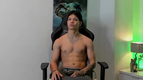 tony_petrov online show from 01-11-26, 02:49