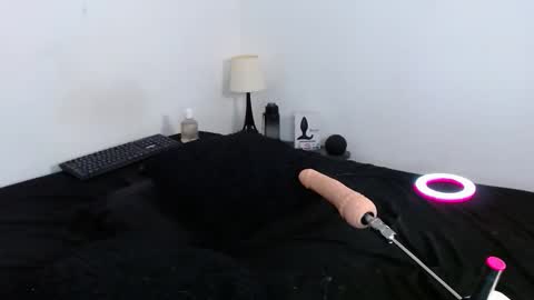 Tony online show from 12-17-25, 11:44