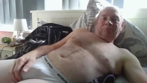 Snapshot of tonygib1962 chatting on 02-22-26, 01:09 tonygib1962 online show from 02-22-26, 01:09