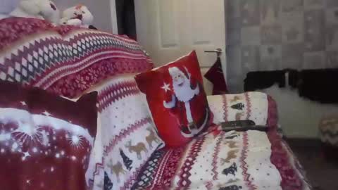 tonygibbson62 online show from 12-30-24, 03:14