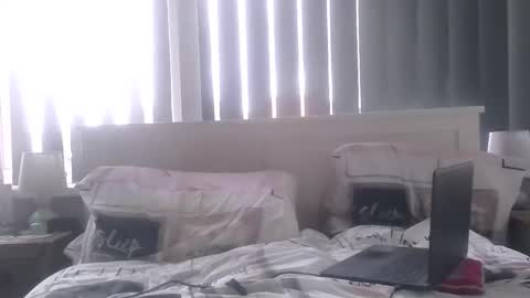 Snapshot of tonygibbson62 chatting on 06-02-26, 01:02 tonygibbson62 online show from 06-02-26, 01:02