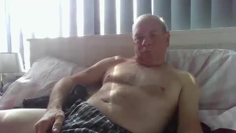 Snapshot of tonygibbson62 chatting on 06-05-26, 09:15 tonygibbson62 online show from 06-05-26, 09:15