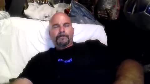 tonyizhere0211 online show from 06-10-26, 11:20