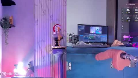 Call me Tony  Instagram -   X -  Tonymjr online show from 12-31-24, 10:23