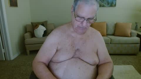 Snapshot of tonysview12000 chatting on 10-08-25, 09:34 tonysview12000 online show from 10-08-25, 09:34