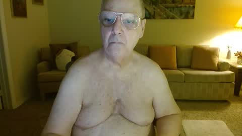 Snapshot of tonysview12000 chatting on 12-15-25, 12:48 tonysview12000 online show from 12-15-25, 12:48