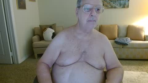 Snapshot of tonysview12000 chatting on 01-06-26, 08:12 tonysview12000 online show from 01-06-26, 08:12