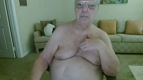 Snapshot of tonysview12000 chatting on 02-05-26, 08:35 tonysview12000 online show from 02-05-26, 08:35