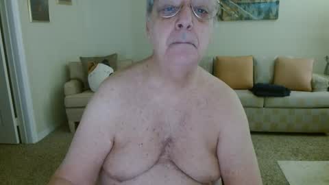 Snapshot of tonysview12000 chatting on 02-12-26, 07:09 tonysview12000 online show from 02-12-26, 07:09