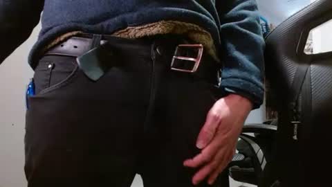 tonytonytony3001 online show from 01-25-25, 08:21