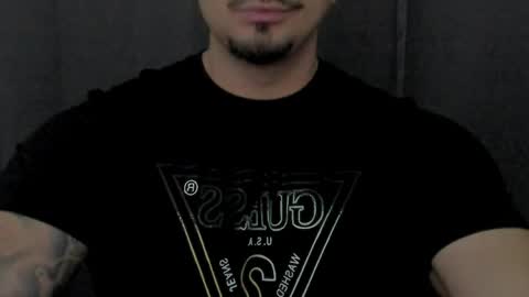 Snapshot of tonywilsonn chatting on 05-05-26, 04:09 tonywilsonn online show from 05-05-26, 04:09