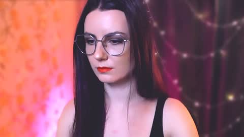 Snapshot of too_beautiful chatting on 01-08-25, 08:07 Elizabeth online show from 01-08-25, 08:07