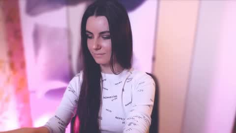 Snapshot of too_beautiful chatting on 02-23-25, 05:56 Elizabeth online show from 02-23-25, 05:56